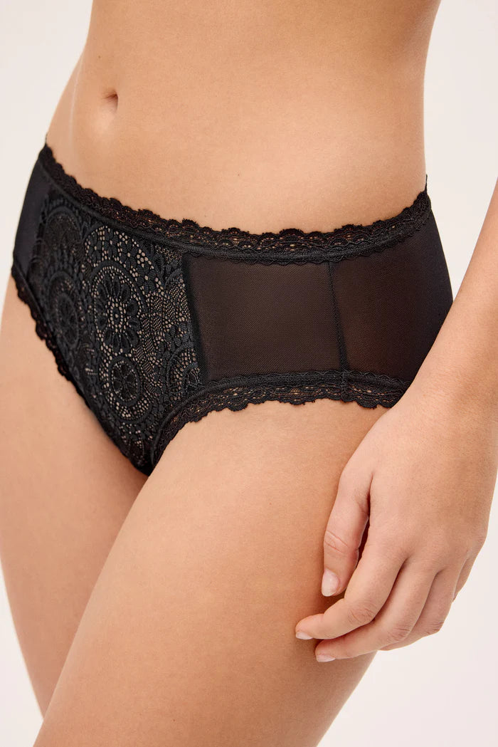 BRAGA MIDI CON ENCAJE LENCERO