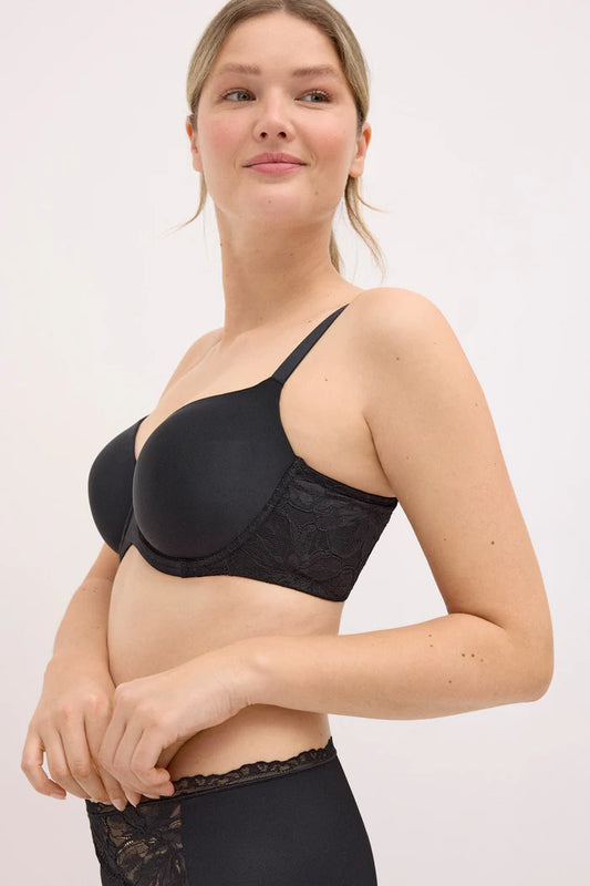 SUJETADOR CON ARO CON FOAM Y DETALLES DE ENCAJE