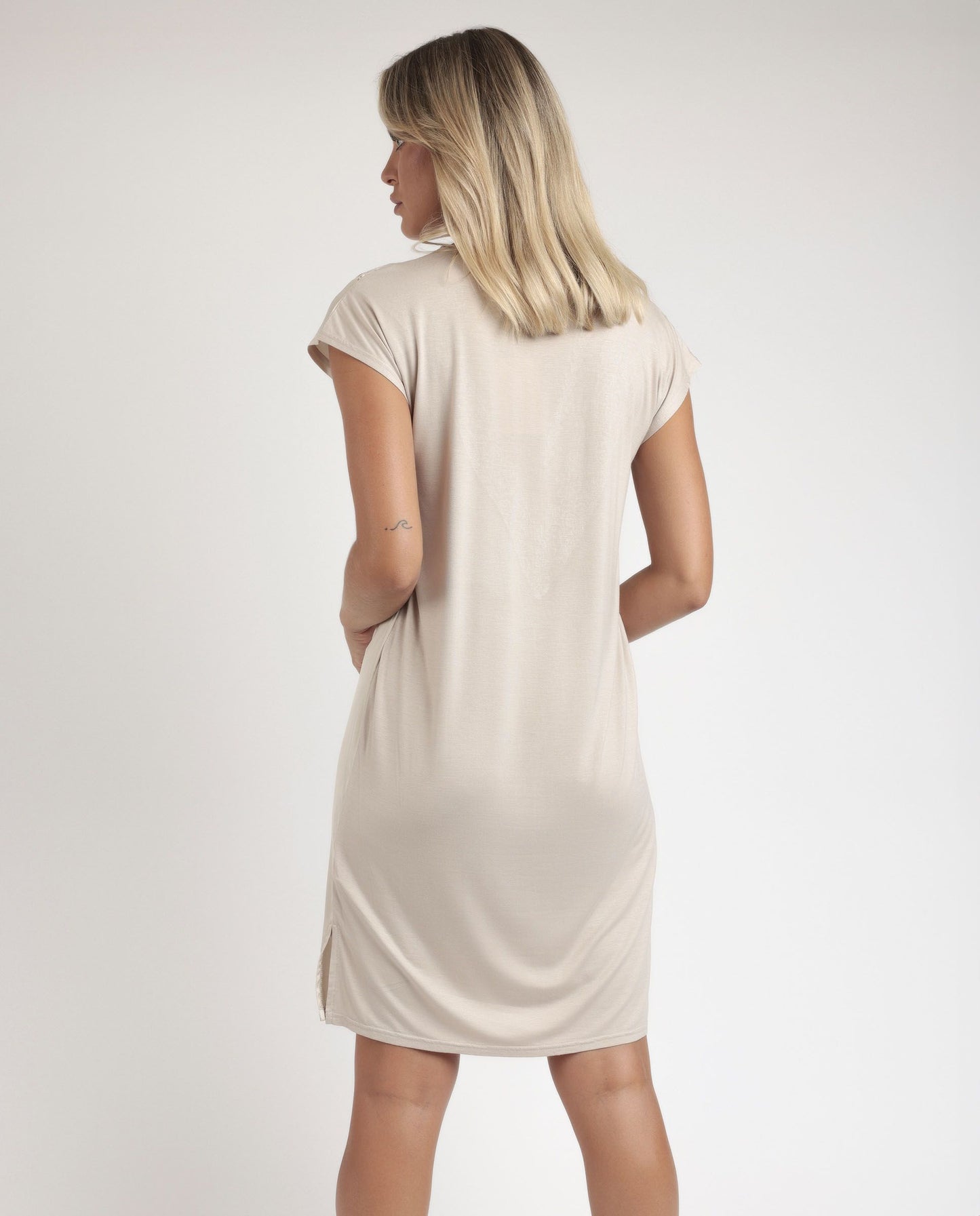 CAMISOLA MANGA CAIDA SATIN AND GUIPUR