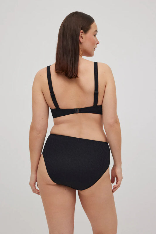 BIKINI CON ARO Y FOAM BRAGUITA DE COBERTURA TOTAL