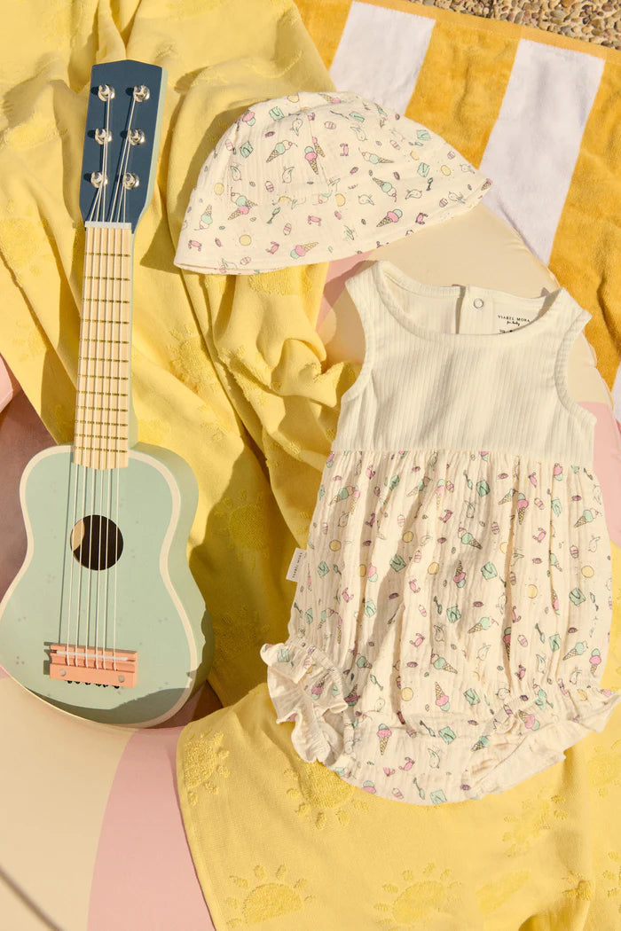 CONJUNTO RANITA DE BEBE CON TIRANTES Y GORRITO