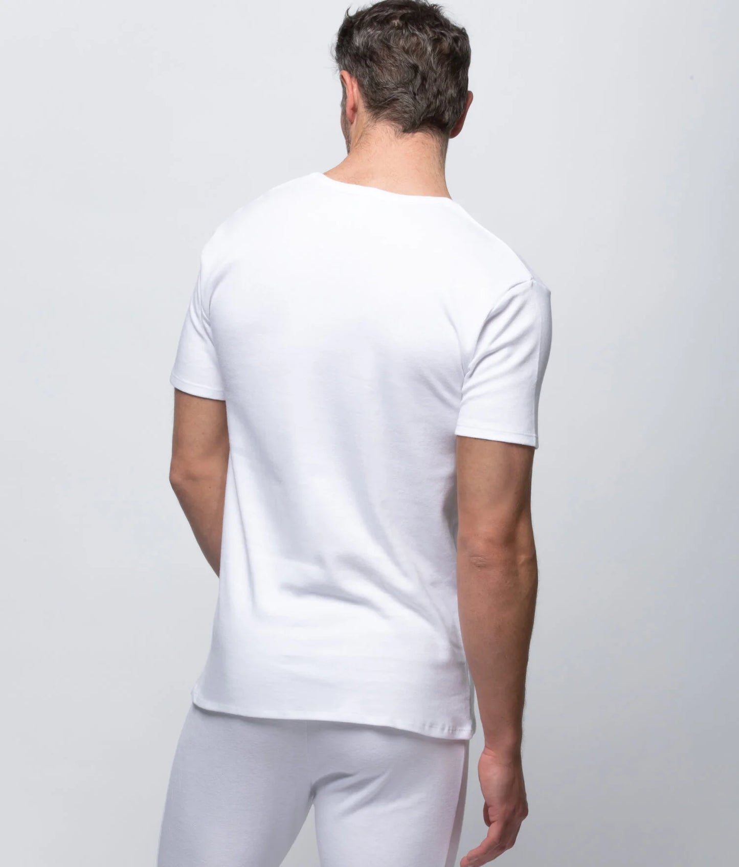 CAMISETA INTERIOR TÉRMICA M/C CUELLO V ALGODÓN DE INVIERNO 100% INTERLOCK LISO.