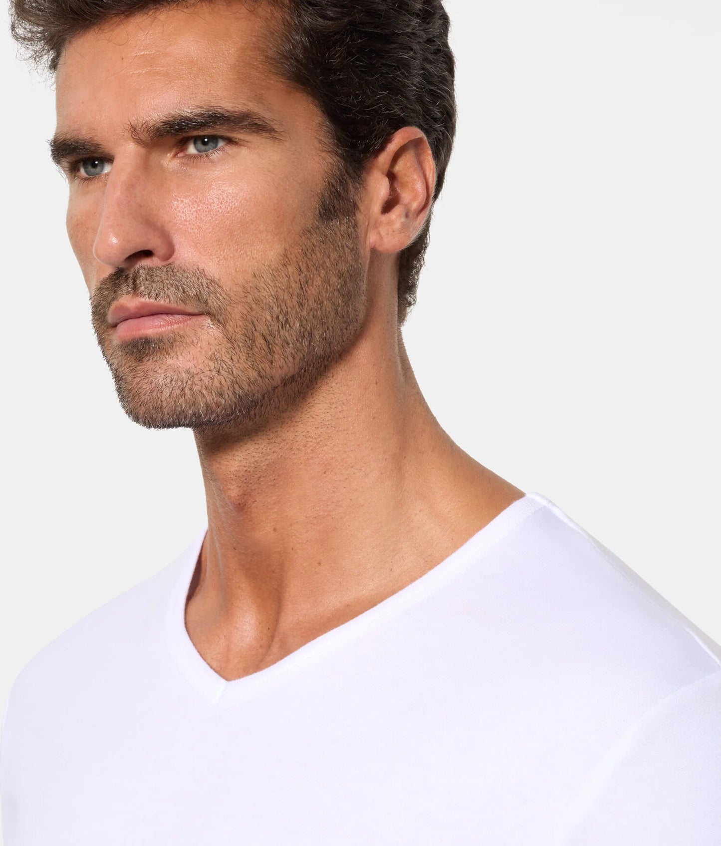 CAMISETA INTERIOR TÉRMICA M/C CUELLO V ALGODÓN DE INVIERNO 100% INTERLOCK LISO.