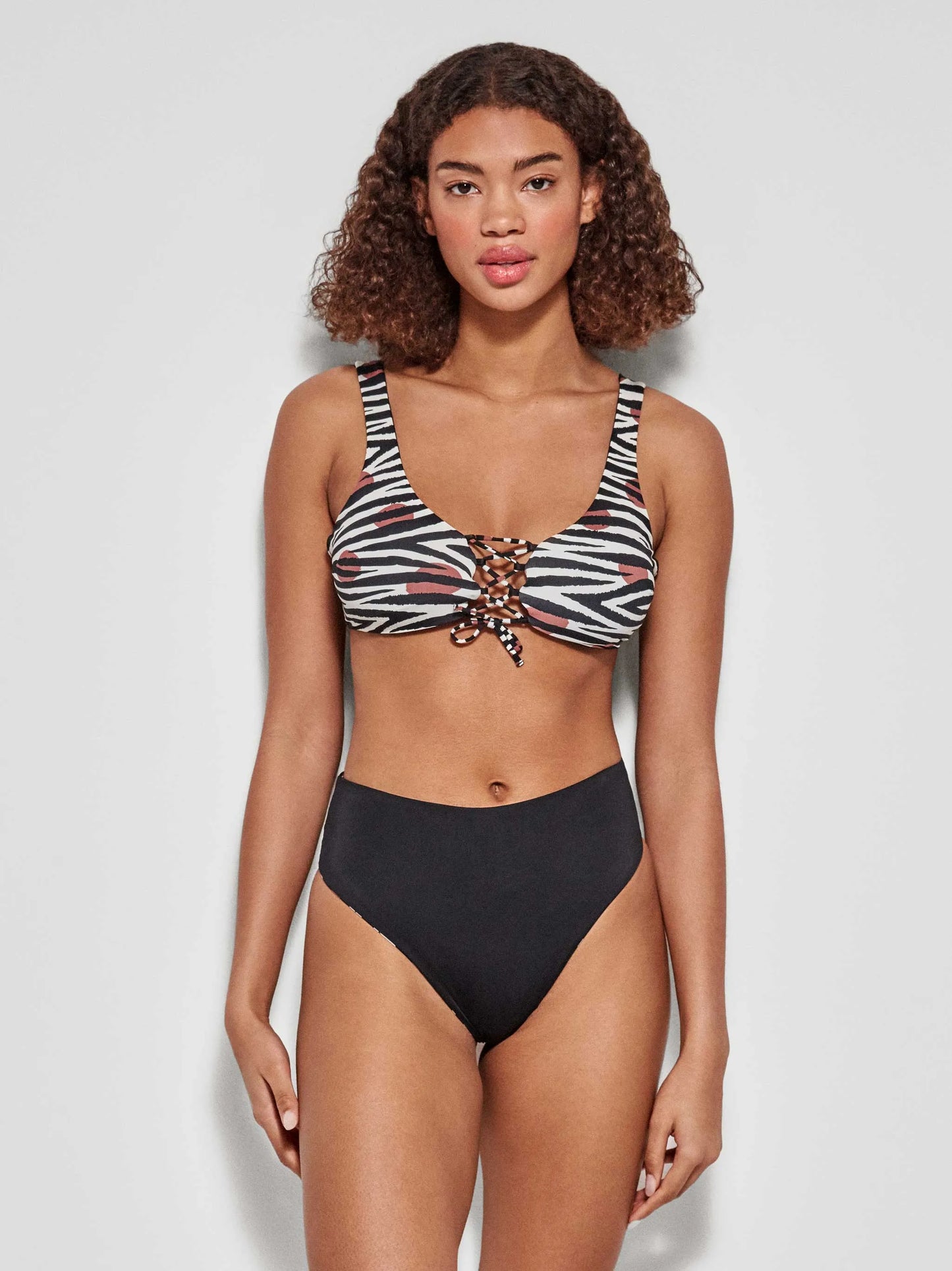 BIKINI REVERSIBLE SIN ARO BRASILEÑA ALTA SAVANNAH