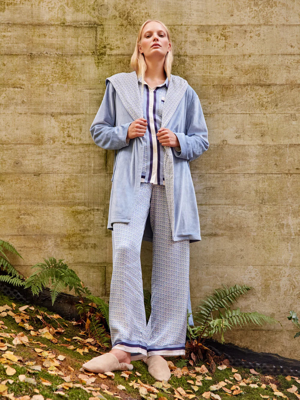 PIJAMA ABIERTO MANGA LARGA MUJER MONOGRAM