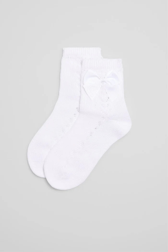 CALCETINES INFANTILES CALADOS CON LACITO