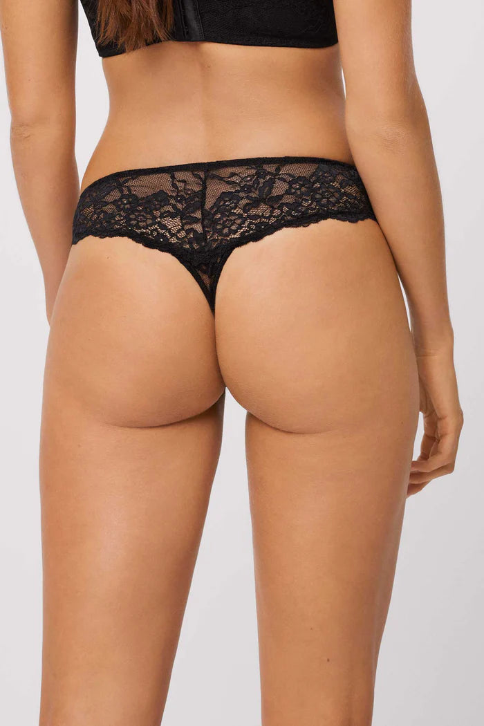 TANGA DE ENCAJE LENCERO