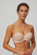 Sujetador adhesivo con push-up ligero