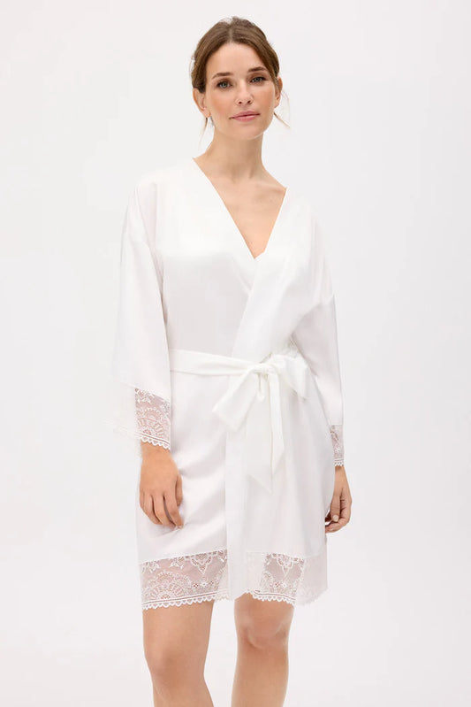 BATA MANGA LARGA DE SATEN