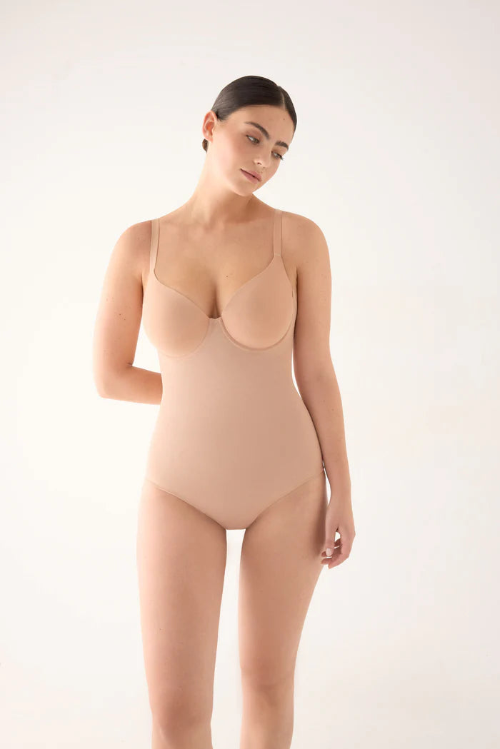 BODY DE CONTROL CON ACABADOS INVISIBLES NOMARKS