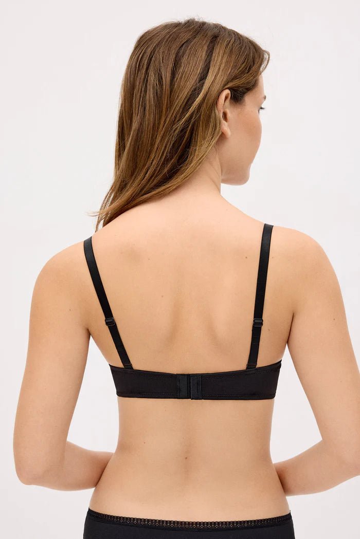 SUJETADOR PUSH UP CON ENCAJE