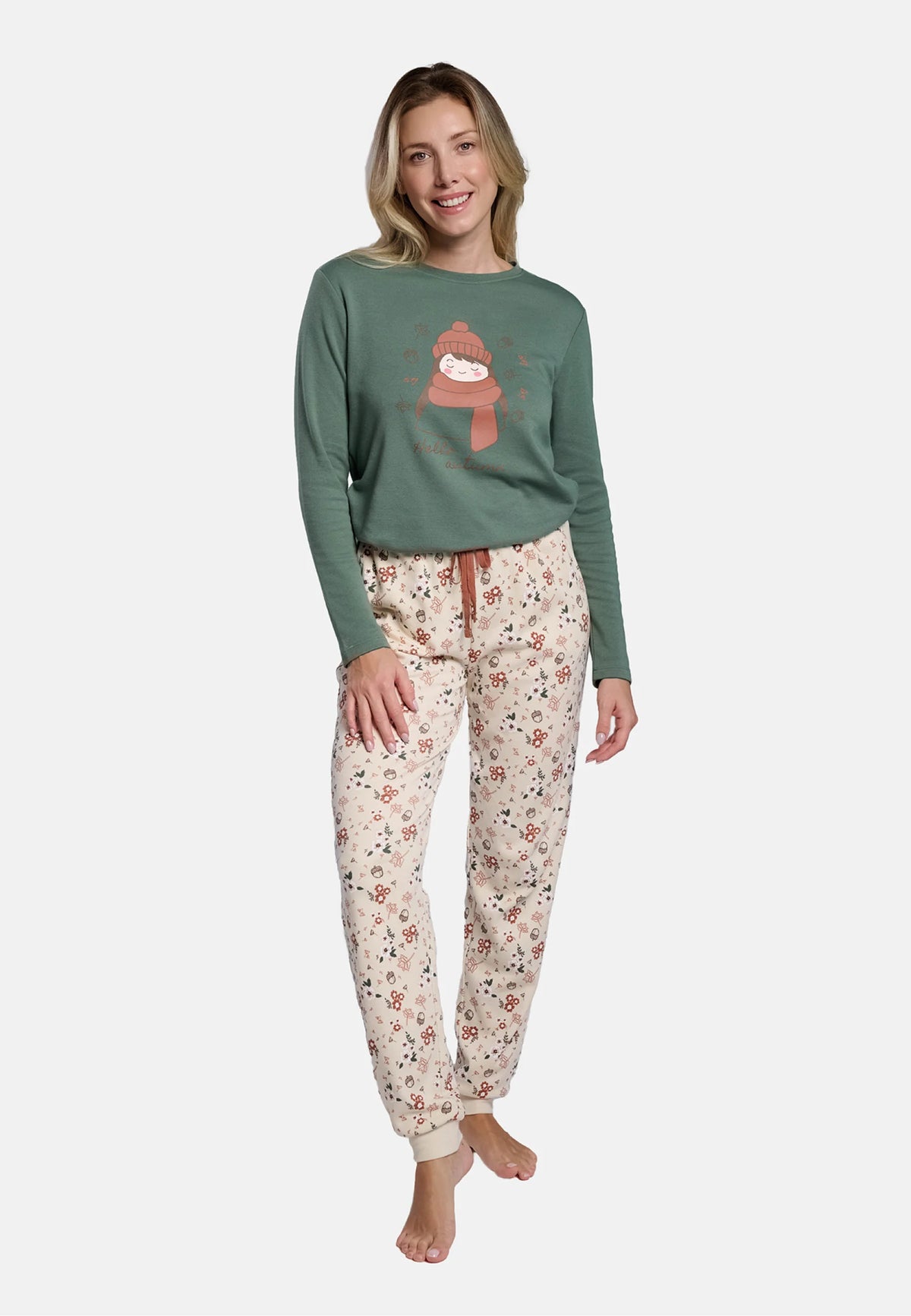 Pijama de mujer manga larga Hello Autumn verde con pantalón estampado