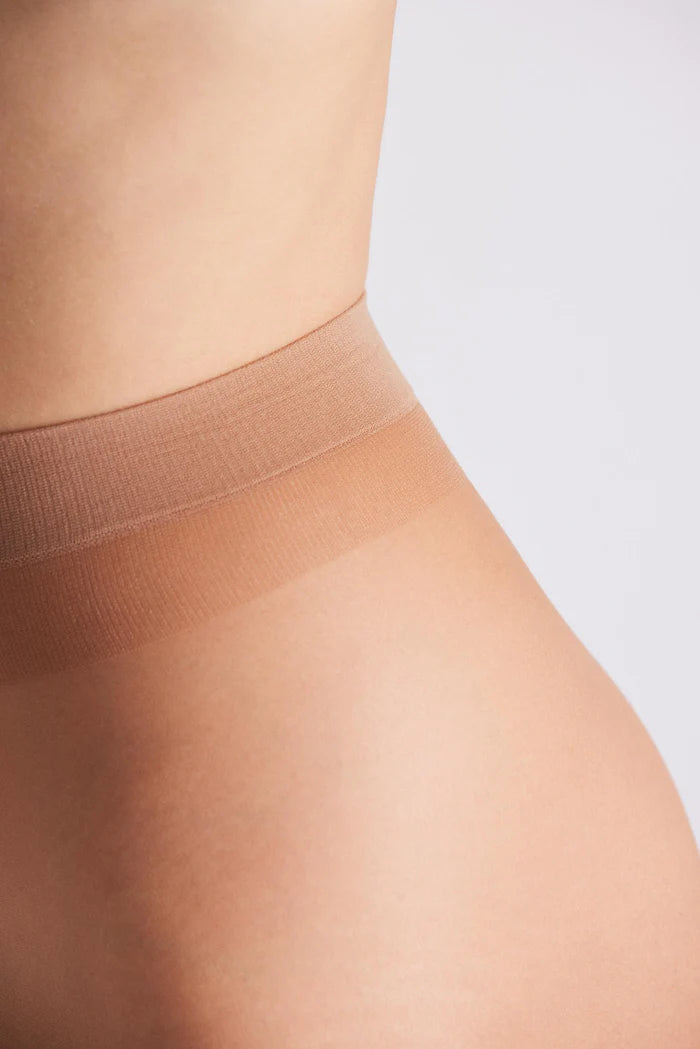 PANTY PUNTERA INVISIBLE 15 DENIER