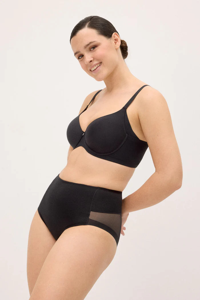 BRAGA REDUCTORA LIGERA COMPRESION ALGODON CON TUL