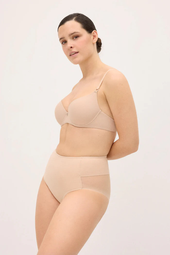 BRAGA REDUCTORA LIGERA COMPRESION ALGODON CON TUL