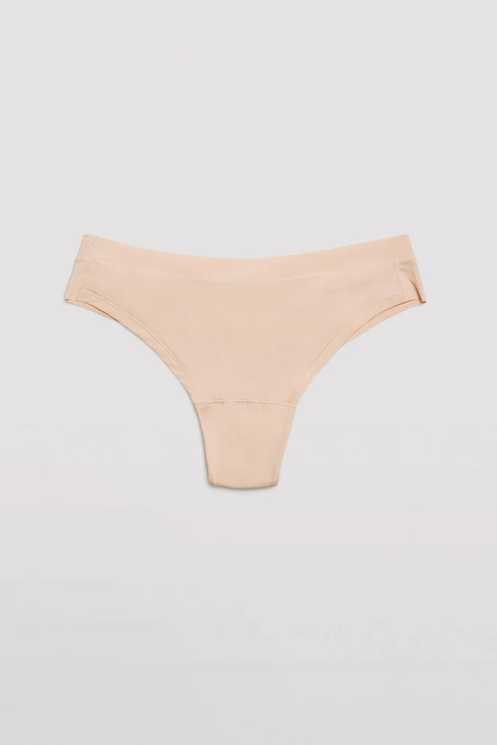 TANGA ADAPT CON ACABADOS INVISIBLES