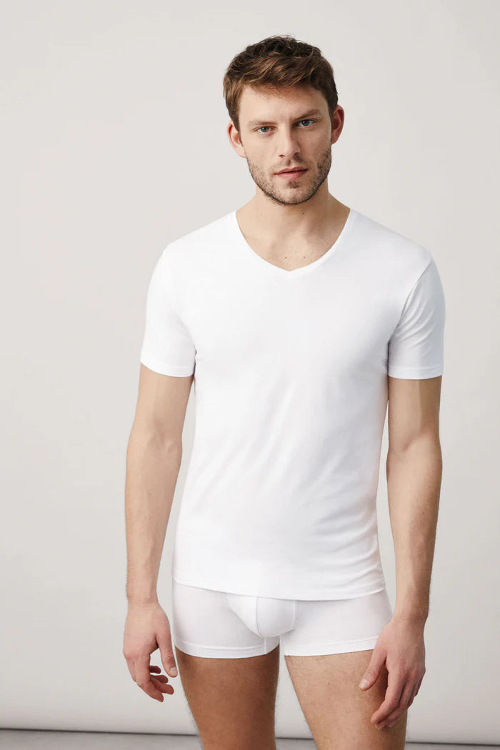 CAMISETA INTERIOR MANGA CORTA CUELLO PICO ALGOÓN