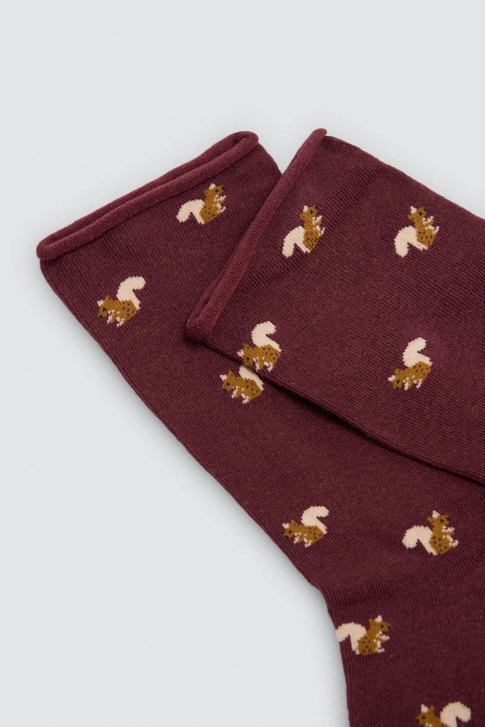 Calcetines hombre sin puño burdeos con ardillas