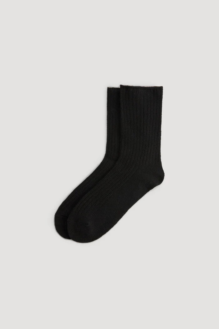 CALCETINES DE LANA NEGRO SIN PUÑO