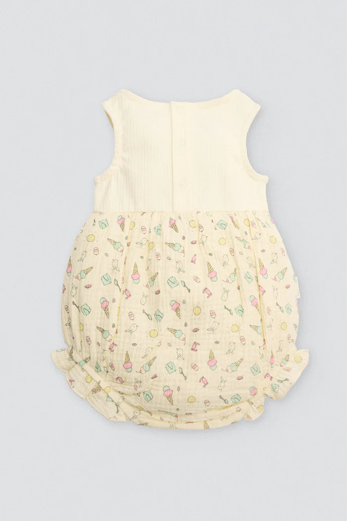 CONJUNTO RANITA DE BEBE CON TIRANTES Y GORRITO