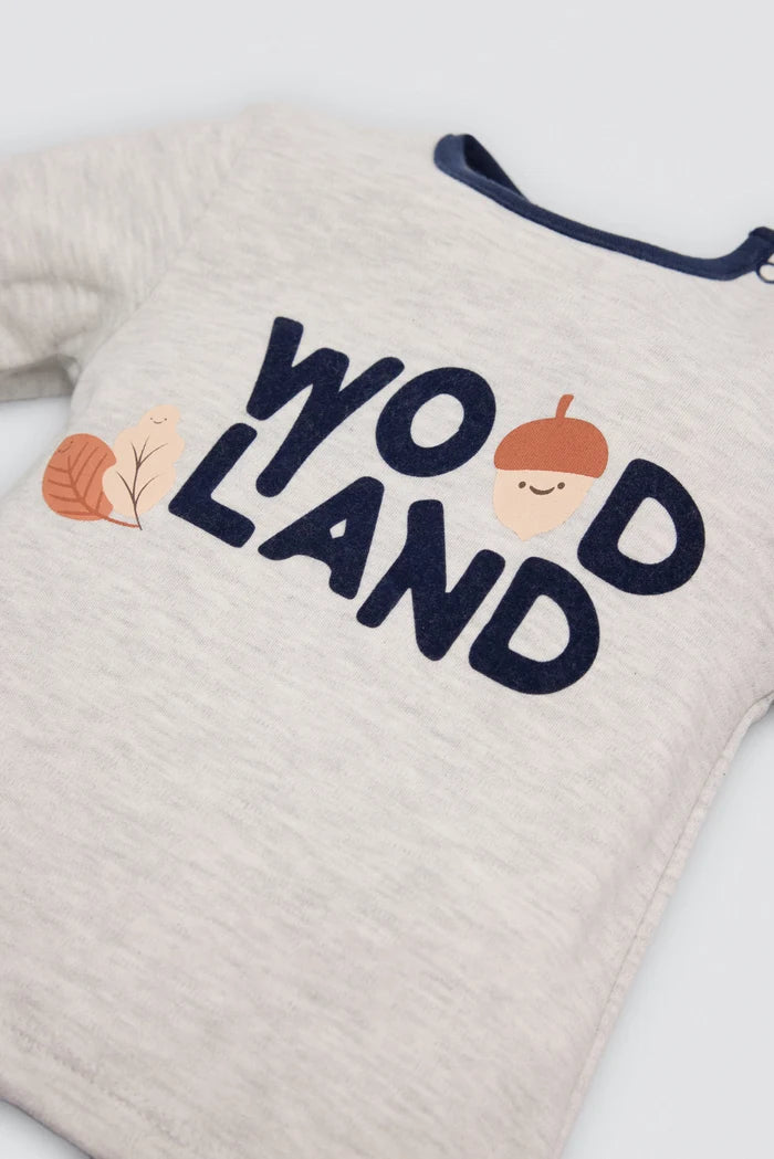 Conjunto bebé 3 piezas gris Woodland con chaleco, camiseta y pantalón jogger