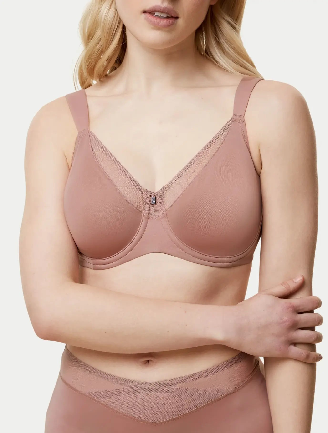 SUJETADOR CON AROS SIN RELLENO TRUE SHAPE SENSATION W01