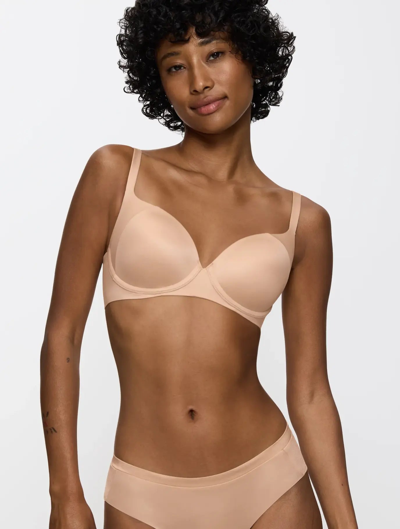 SUJETADOR CON AROS SIN FOAM BODY MAKE-UP SOFT TOUCH WP EX
