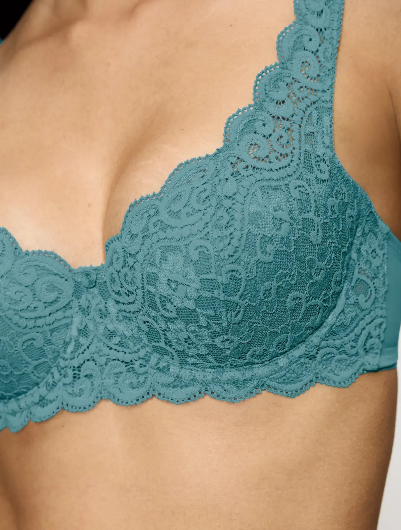 SUJETADOR CON AROS Y FOAM AMOURETTE WHP