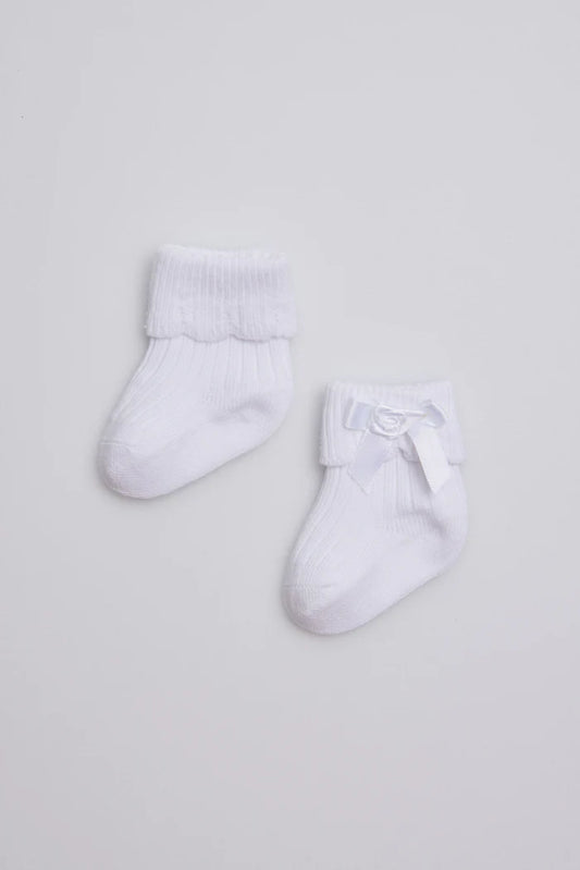 CALCETINES DE RECIEN NACIDO CON LACITO