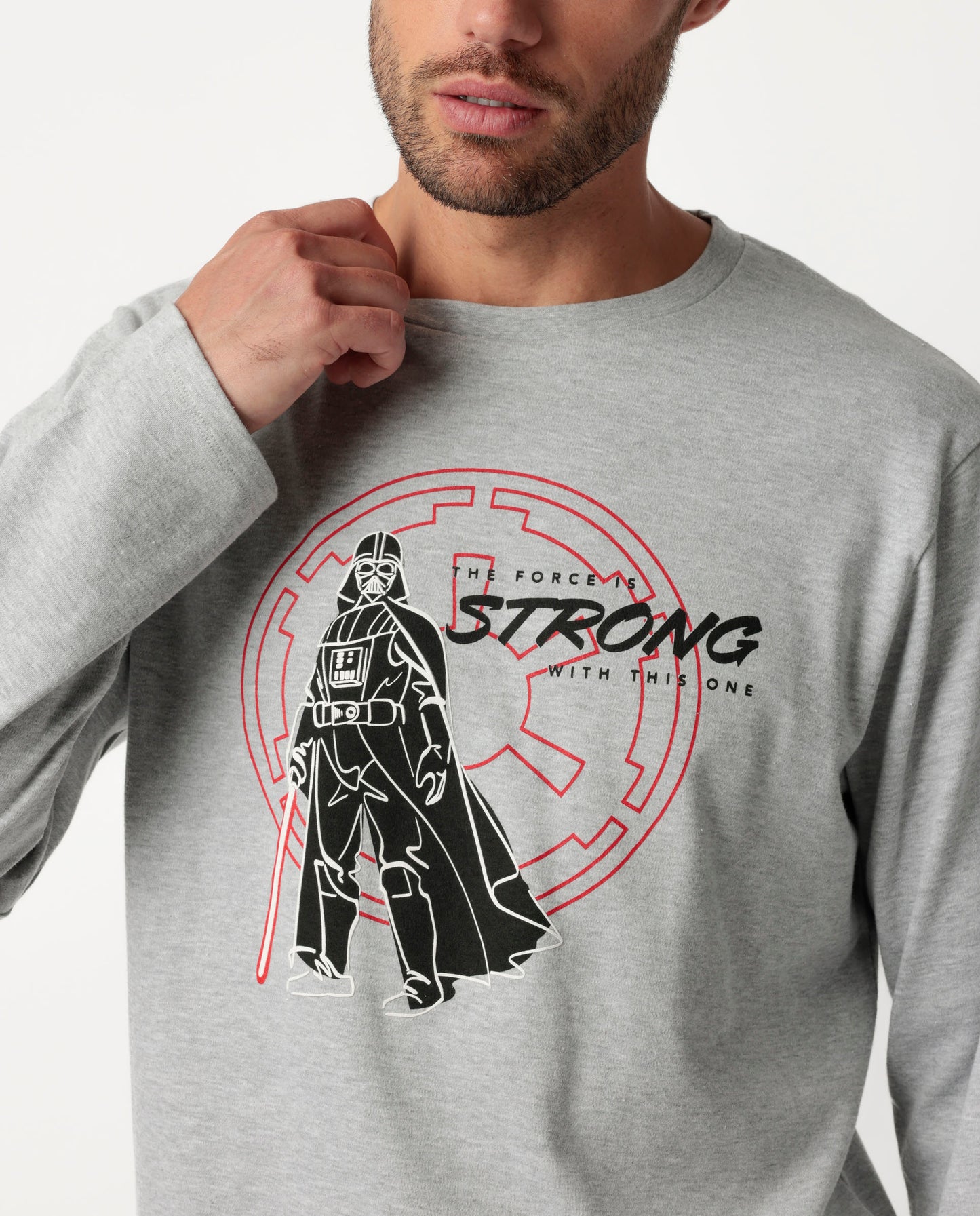 PIJAMA MANGA LARGA HOMBRE THE FORCE IS STRONG