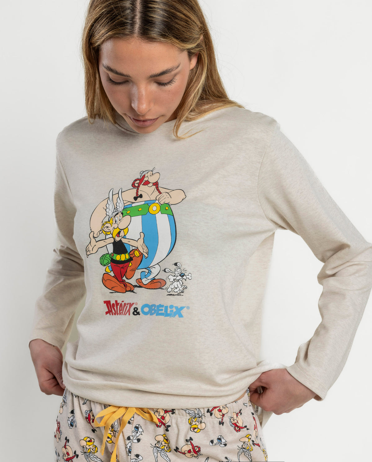 Pijama de mujer Astérix y Obélix Le Copains manga larga beige