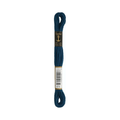 675 MADEJA DE PETIT POINT 10M ANCHOR