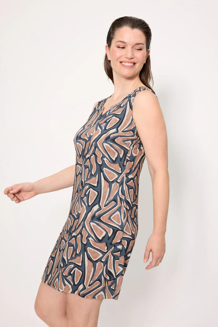 VESTIDO RECTO DE TIRANTES ESTAMPADO