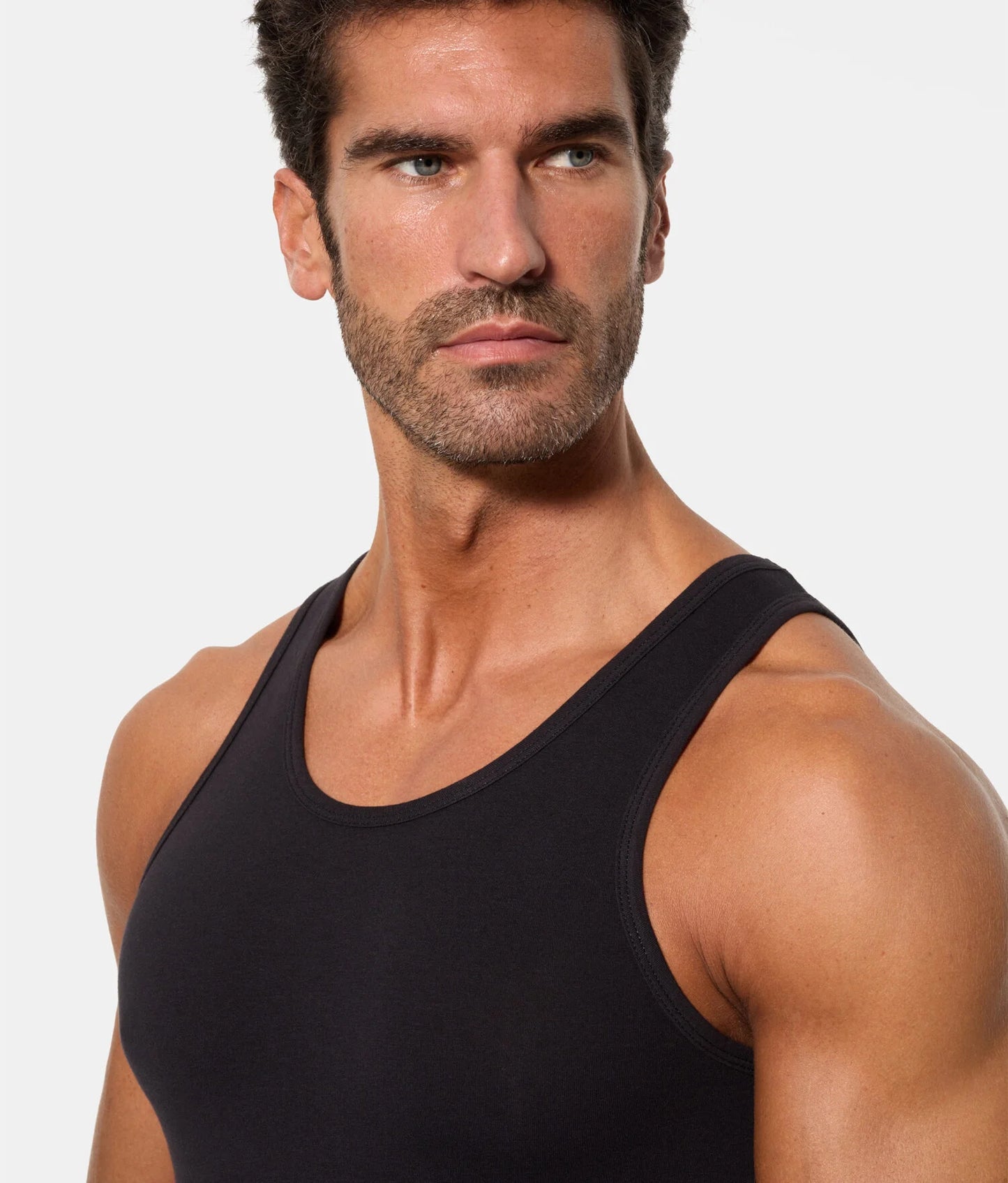 CAMISETA DE TIRANTES CON TECNOLOGÍA TERMORREGULADORA REGUL'ACTIV