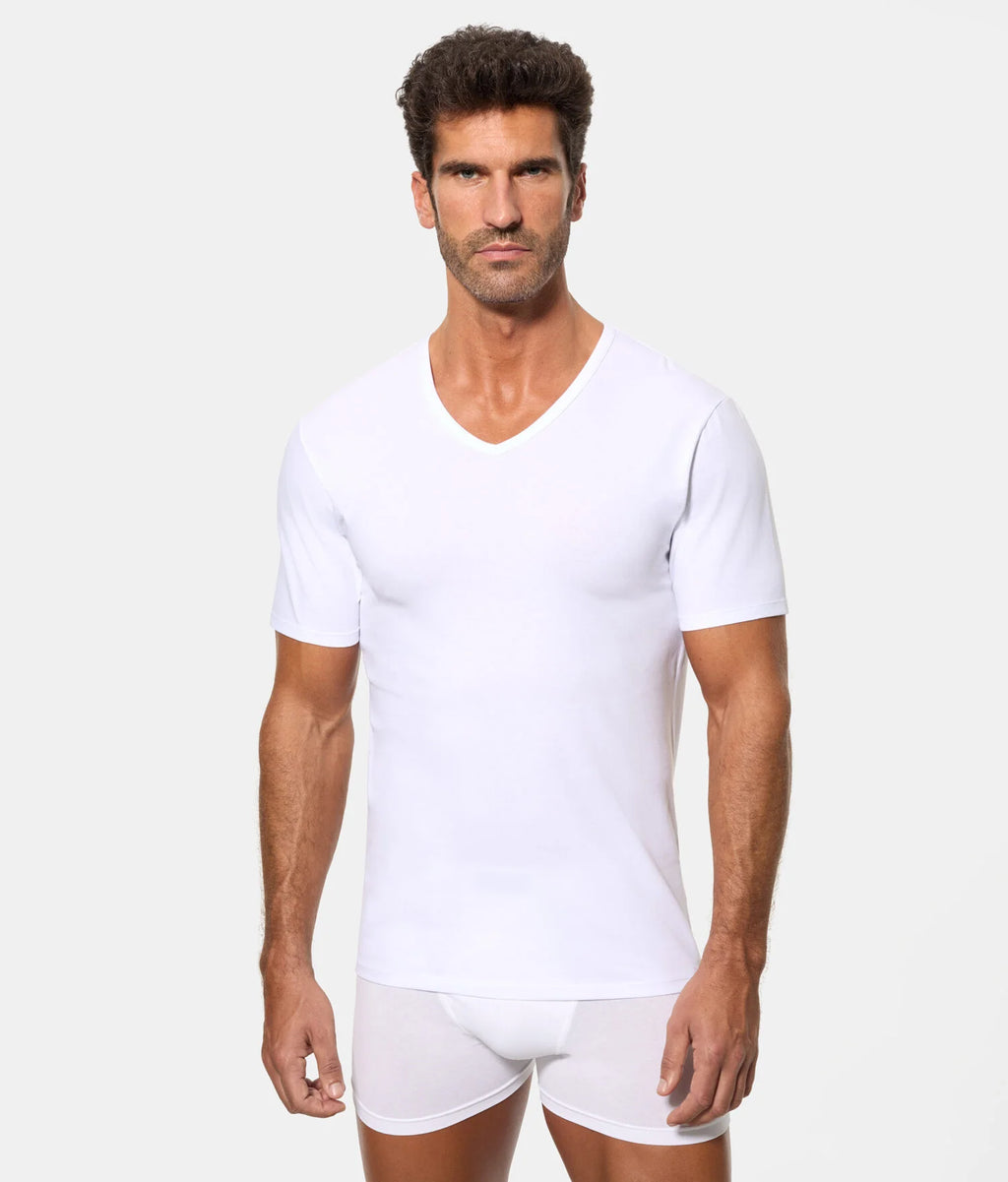 CAMISETA DE MANGA CORTA CUELLO PICO CON TECNOLOGÍA TERMORREGULADORA REGUL’ACTIV