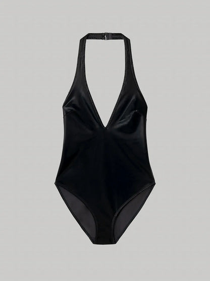 BAÑADOR HALTER BLACK ESCOTE PRONUNCIADO