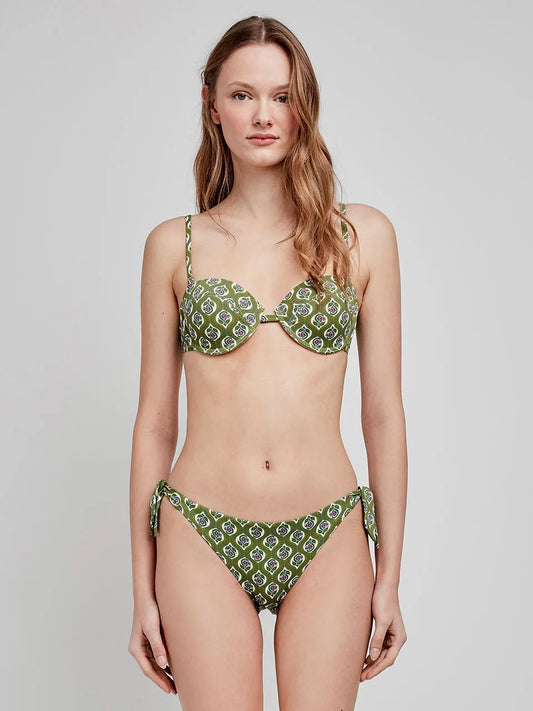 BIKINI DISEÑO FLORAL CON BRAGUITA AJUSTABLE EN LATERALES