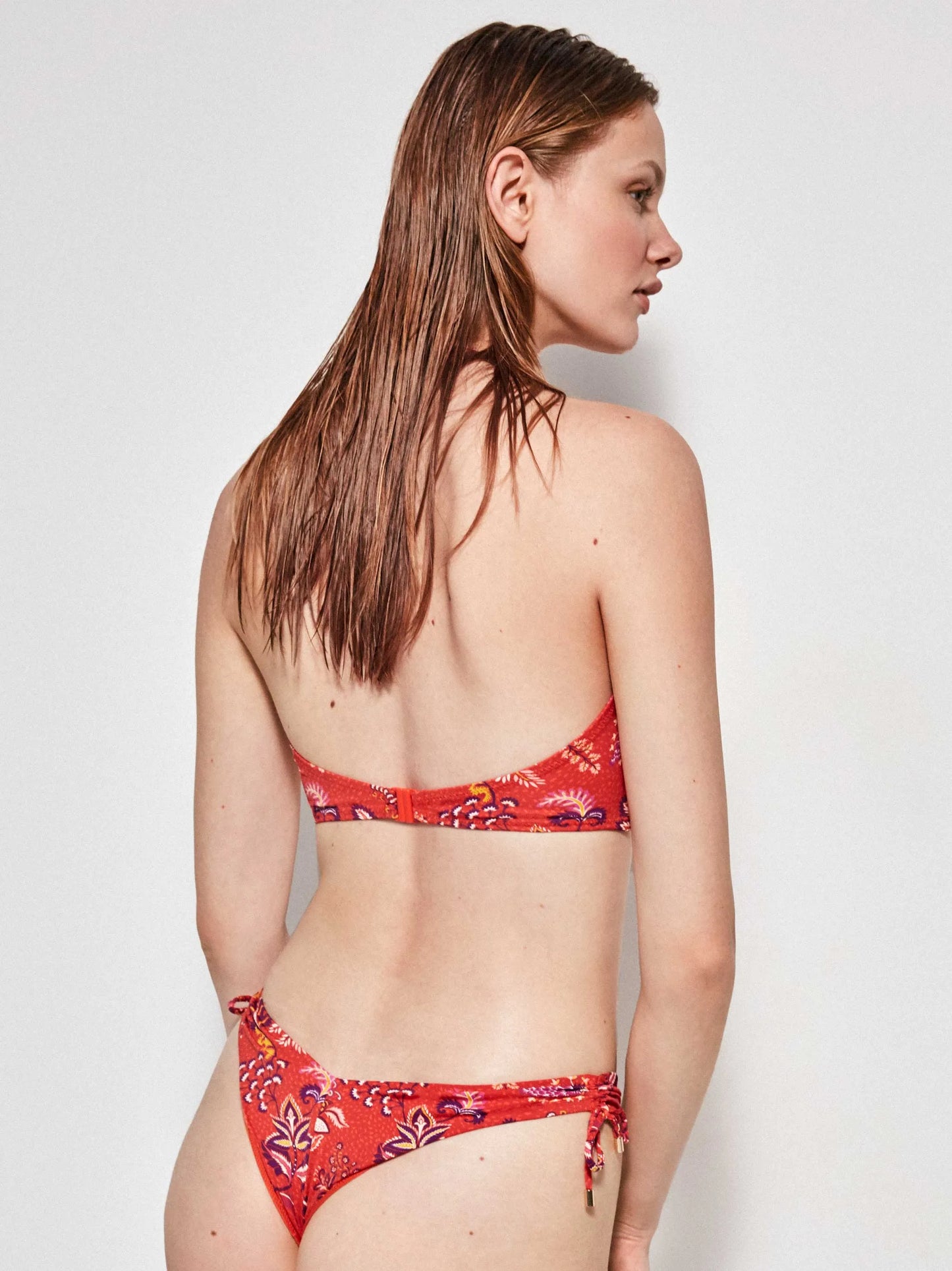 BIKINI BANDEAU SIN ARO BRASILEÑA EN V SUMMER HEAT