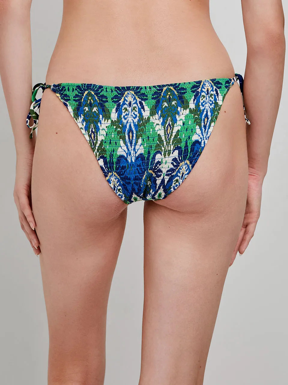 BIKINI TRIANGULAR ESTAMPADO TRIBAL