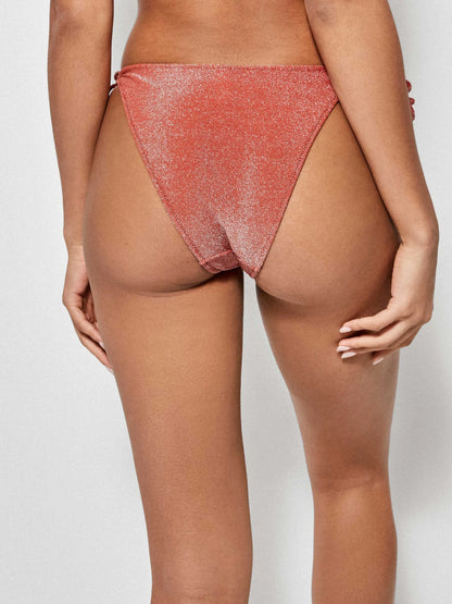 BIKINI TRIANGULAR SIN ARO DETALLE BRILLANTE