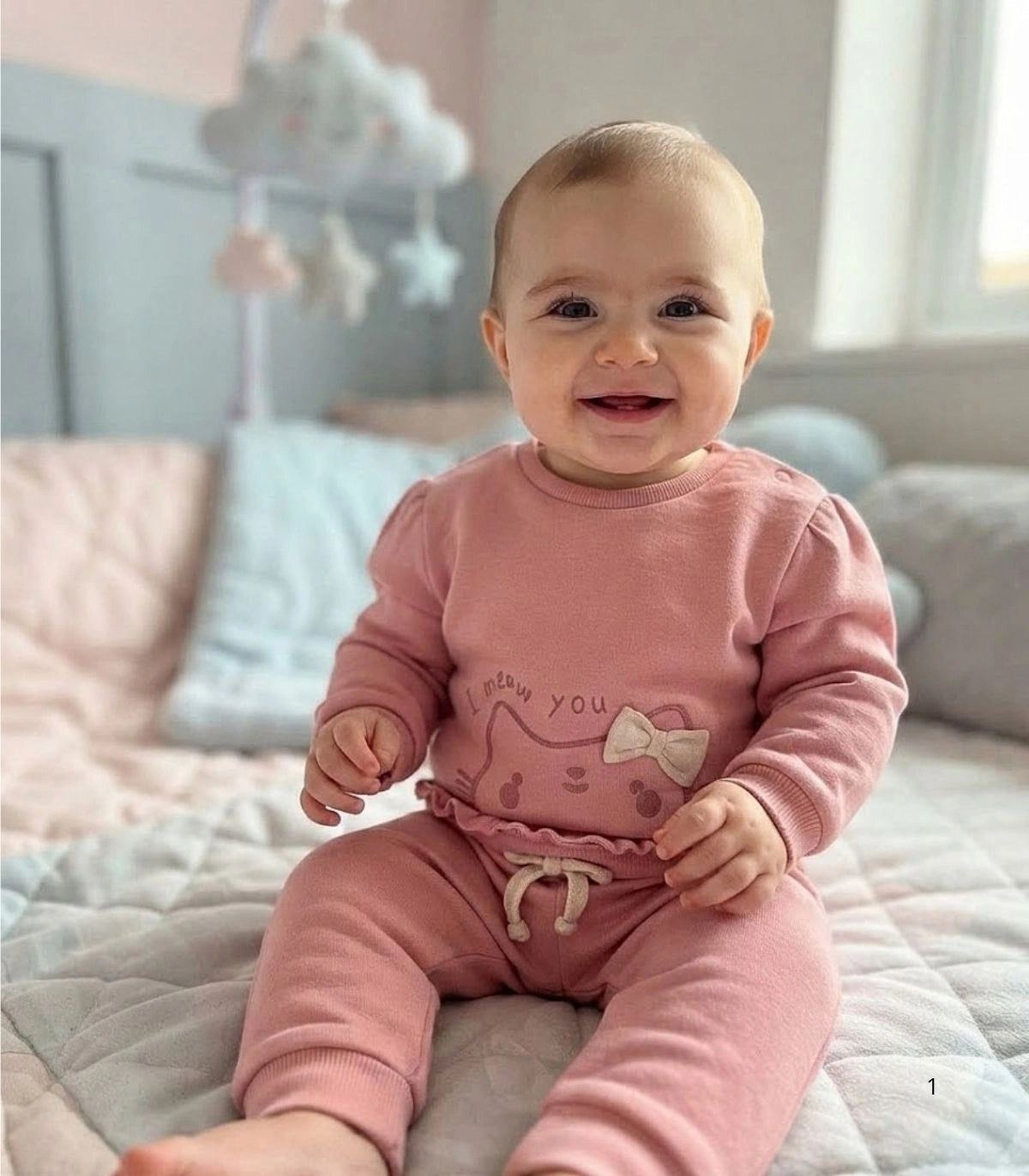Conjunto bebé niña Ysabel Mora rosa afelpado con gatito y lazo