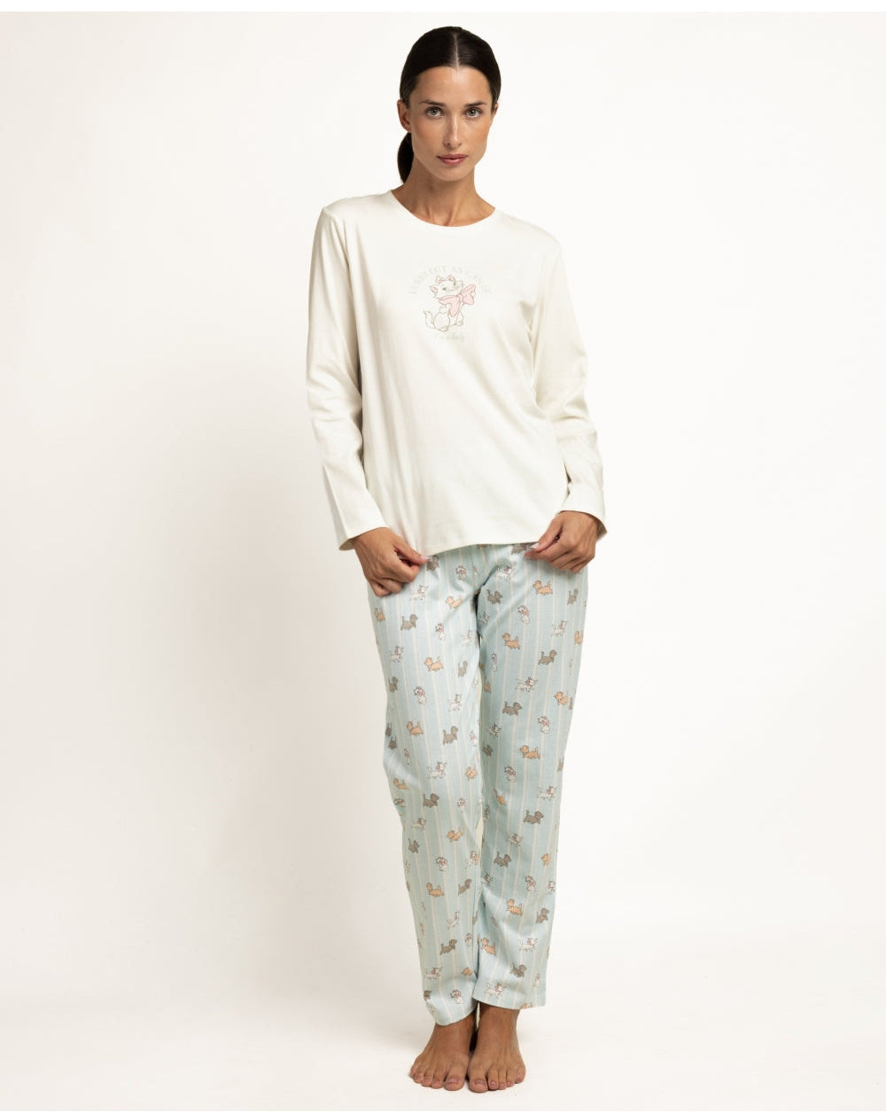 Pijama de mujer disney los aristogatos de algodón manga larga crudo y azul