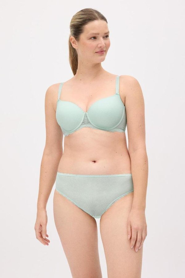 CONJUNTO SUJETADOR CON ARO CON RELLENO Y BRAGA MIDI
