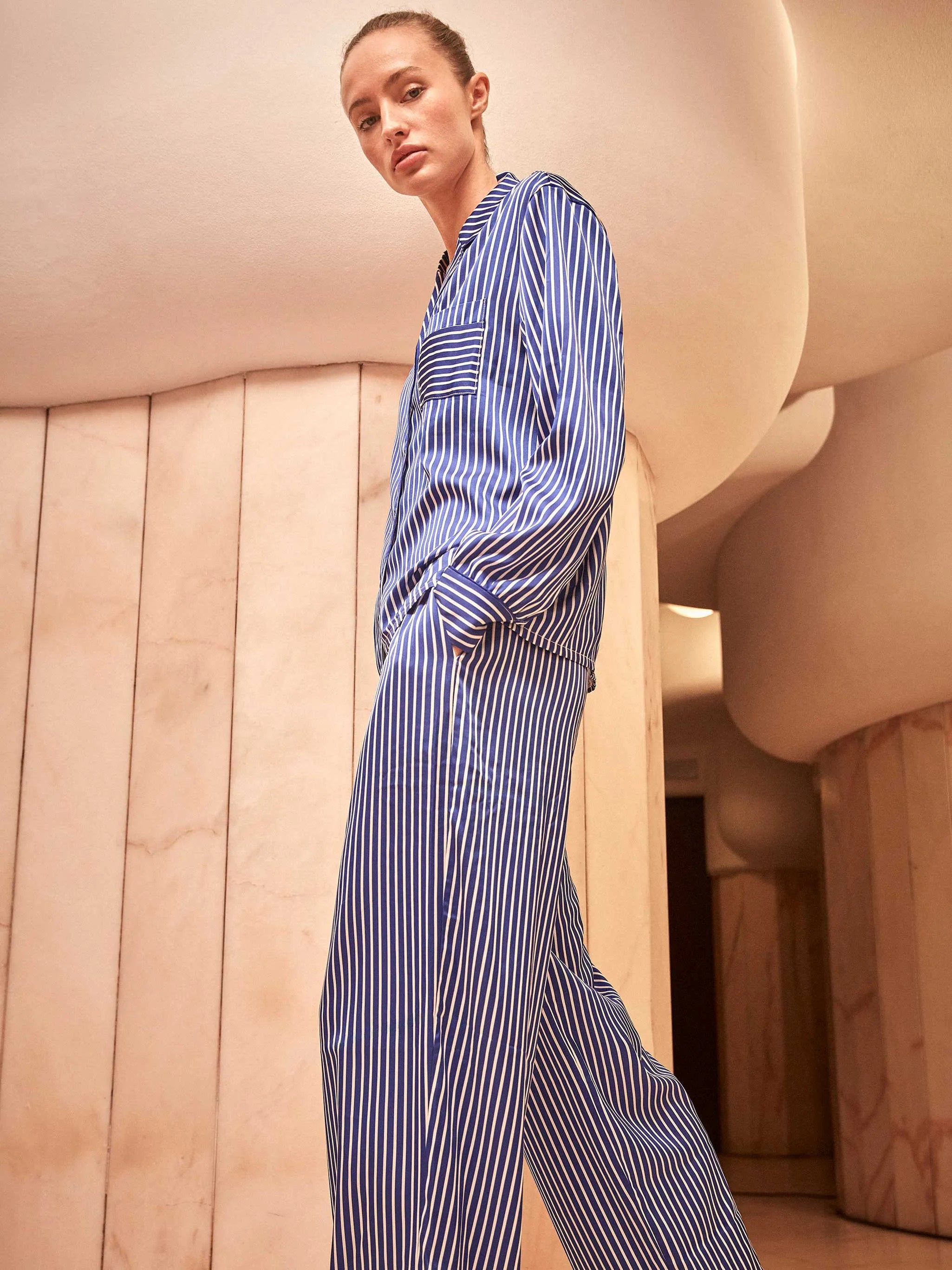 Pijama camisero mujer de rayas satinado