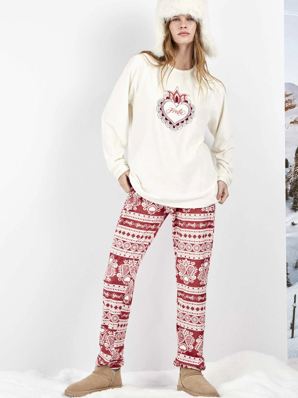 Pijama mujer Frida Kahlo polar con pantalón étnico