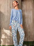 Pijama largo mujer con pantalón floral azul