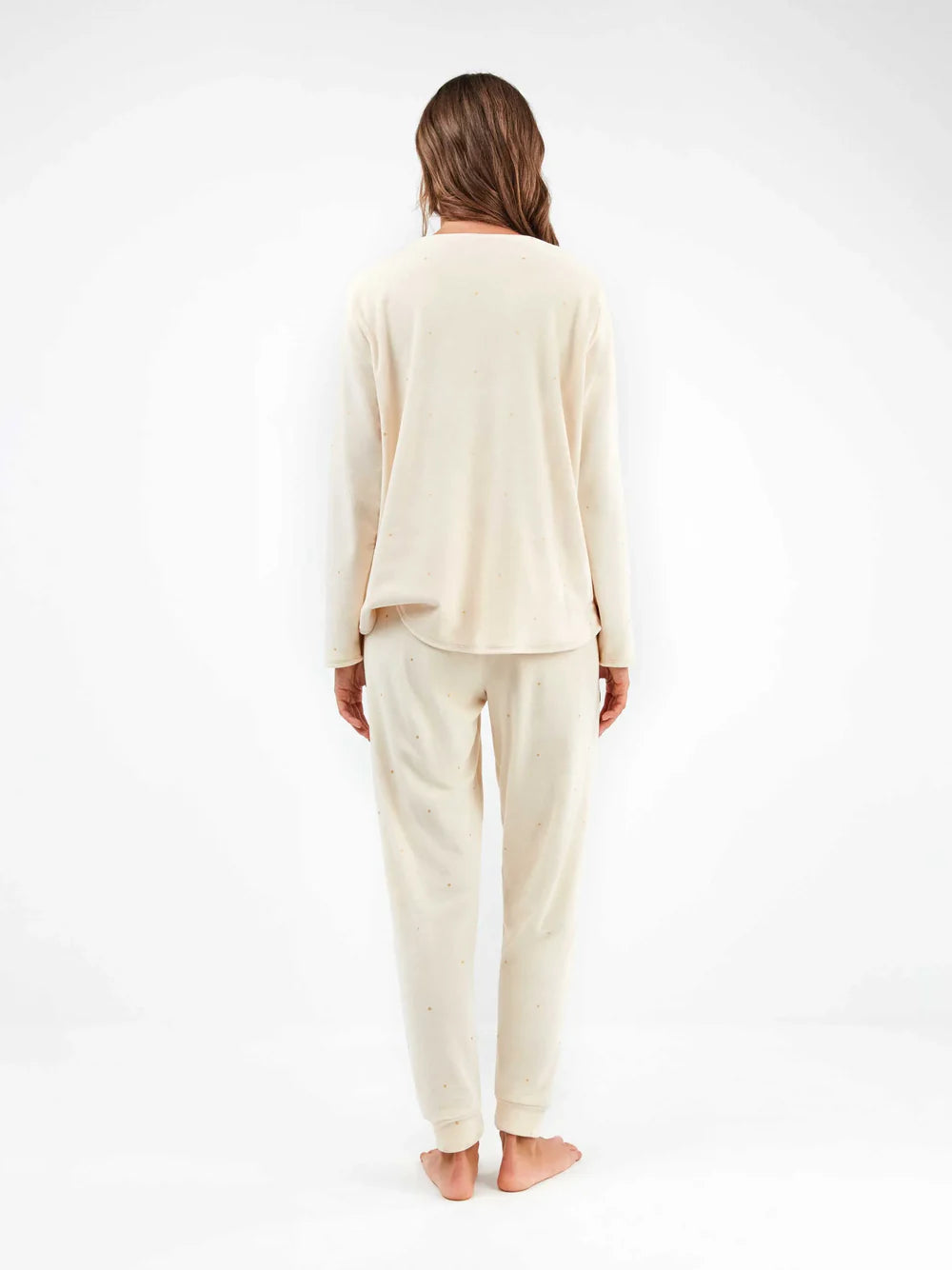 PIJAMA MANGA LARGA MUJER TEJIDO POLAR BEIGE